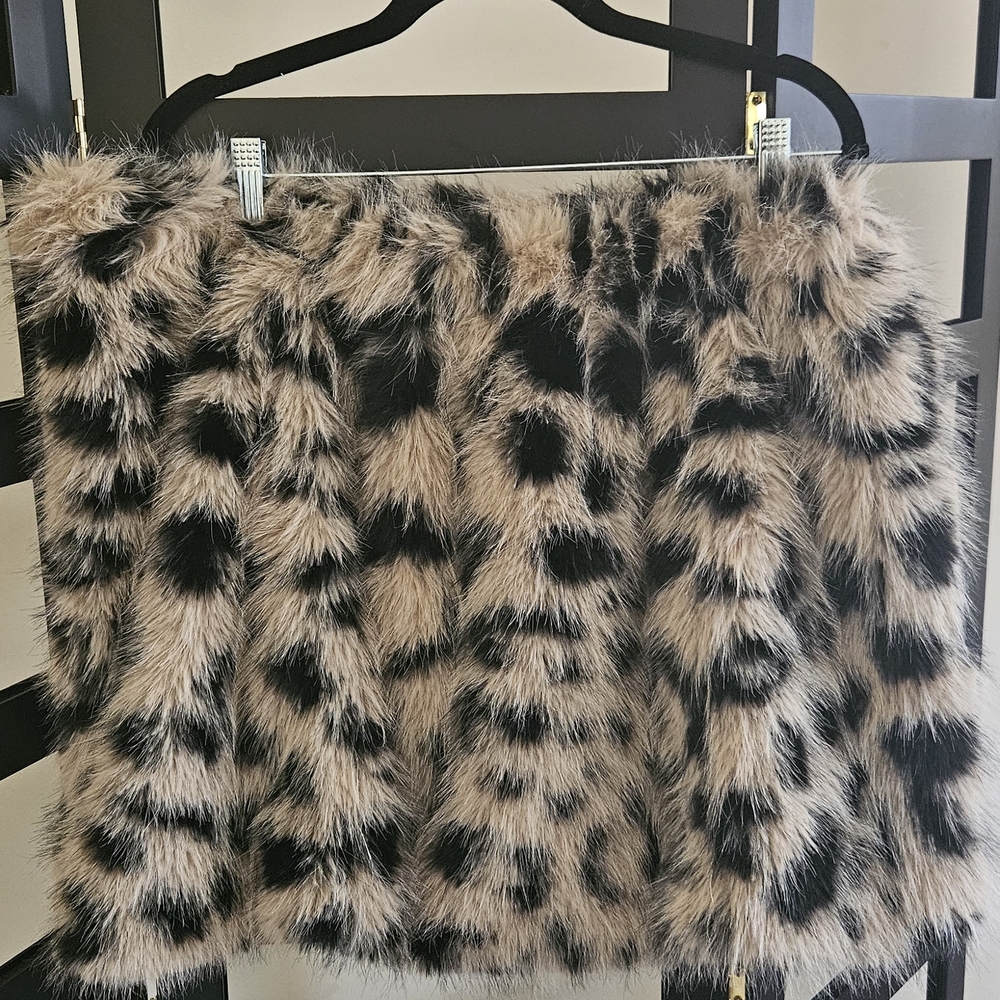Faux Fur Leopard Print Skirt